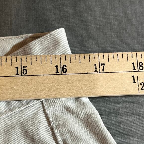 Vintage Levi's Slivertab Shorts Mens 34 Khaki Cargo 90s Y2K Skater Grunge Retro - Picture 8 of 8